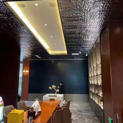 Modelo de armário de estante de vinho de madeira para hotel em casa em cor vermelha e preta / dourada personalizada