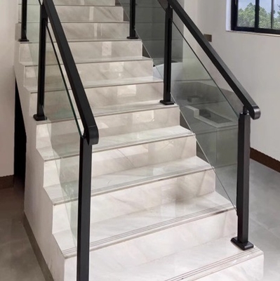 Matt Finish Aço inoxidável Glass Deck Railing Mastet Pilar para sistemas de varanda