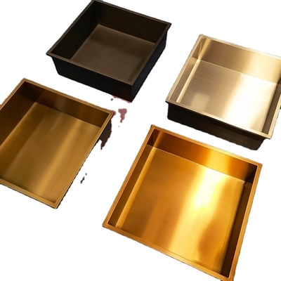 Modern Bathroom Design LED Nicho de chuveiro em repouso de ouro com azulejo e acabamento SMC