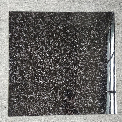 Telhas de granito Galaxy Negro acessíveis para parede e chão de banheiro nas Filipinas