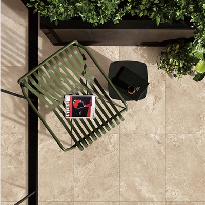 Moderno estilo porcelana piscina borda telha com travertino olhar e 60x60 azulejos de chão